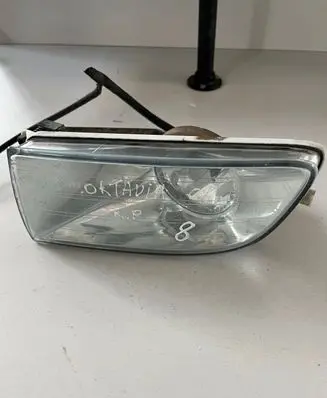 Skoda Octavia Mk2 (1Z) Front fog light E83573