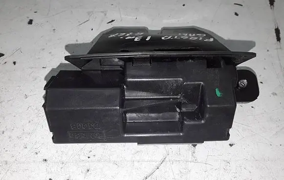 Ford Fiesta Tailgate/trunk/boot lock/catch/latch