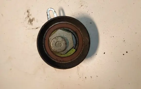 Audi A6 Allroad C5 Generator/alternator belt tensioner 979680