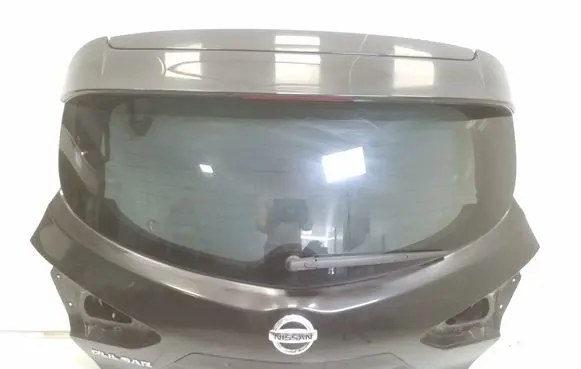 Nissan Pulsar Tailgate/trunk/boot lid
