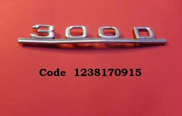 Mercedes-Benz W123 Manufacturers badge/model letters 1238170915