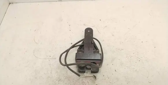 BMW 7 E38 Tailgate/trunk/boot lock/catch/latch 8174853