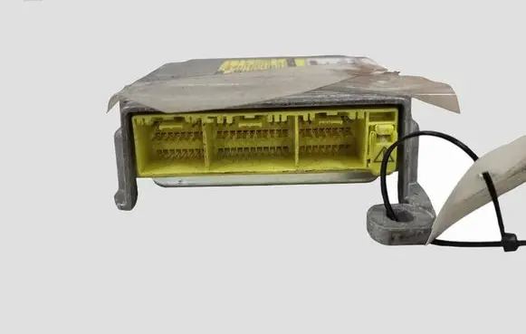 Toyota Avensis T250 Airbag control unit/module 215767102 8917005121