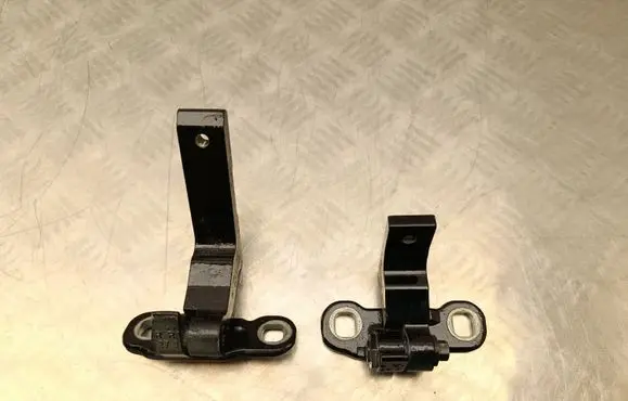 Volvo XC40 Rear door hinge set 31457096