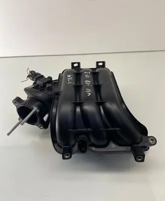 Hyundai i10 Intake manifold