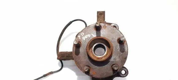 Toyota Avensis T250 Front wheel hub