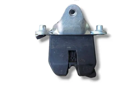 Tailgate/trunk/boot lock/catch/latch