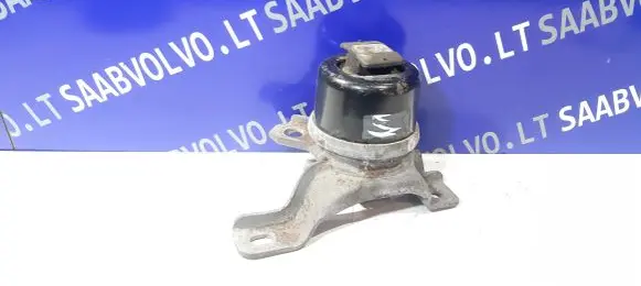 Volvo XC60 Engine mount bracket 30671245