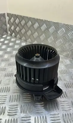 Audi A7 S7 4G Heater fan/blower 4H2820021B