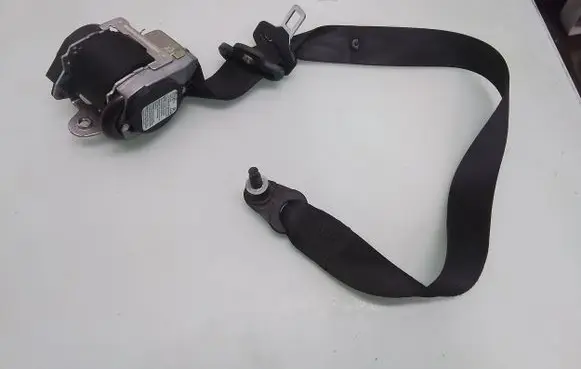 Mercedes-Benz B W245 Front seatbelt