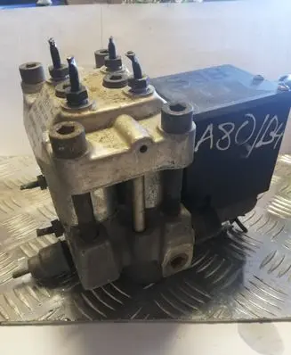 Audi A4 S4 B5 8D ABS Pump 4A0614111A 0265201049