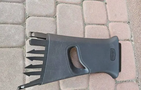Opel Insignia B (B) pillar trim (bottom) 39153705 39151657 13484423