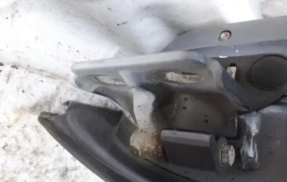 Fiat Bravo - Brava Front door upper hinge