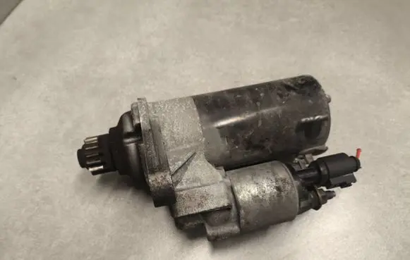 Audi A1 Starter motor 02T911024J 09092011 0001142001