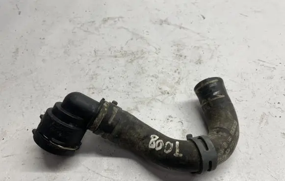 Volkswagen Jetta VII Engine coolant pipe/hose 5QM122073M