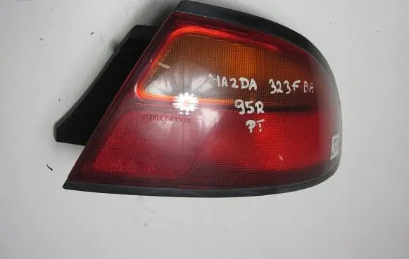 Mazda 323 F Rear/tail lights 0431439