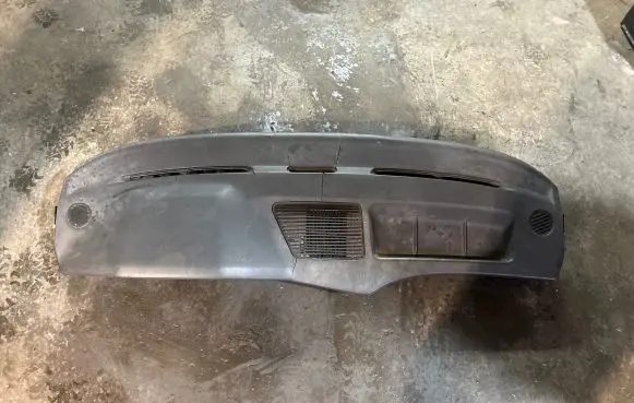 BMW 5 E28 Dashboard