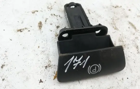Volvo XC90 Hand brake release handle 8683963