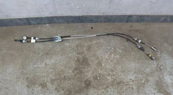 Ford Fiesta Gear shift cable linkage CARTC1BR7E395AF C1BR7E395AF