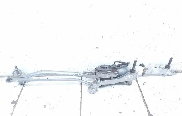 Mercedes-Benz CLS C218 X218 Front wiper linkage and motor 1397220667 3397021443