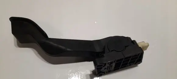 Peugeot 206 Accelerator throttle pedal 9643073280