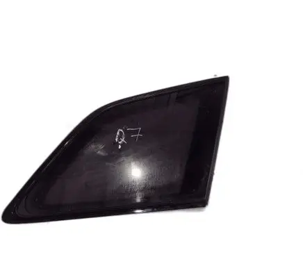 Audi Q7 4M Rear side window 