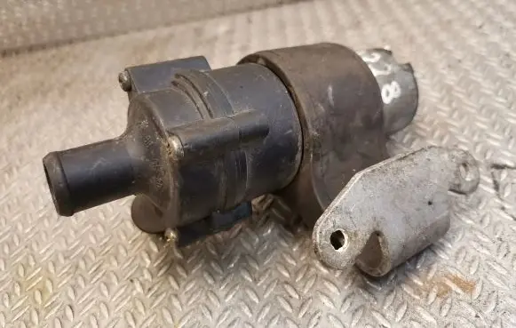 Mercedes-Benz E W210 Electric auxiliary coolant/water pump 0018351364
