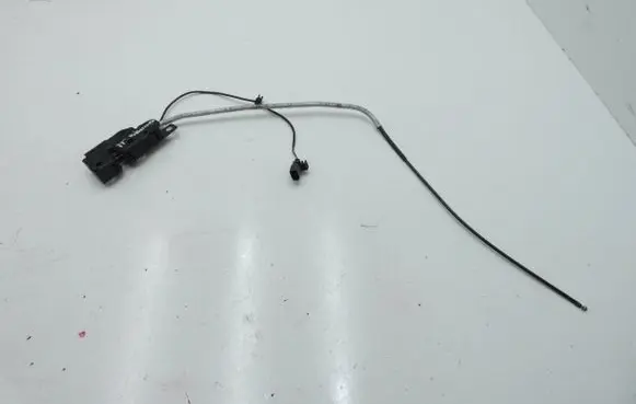Audi TT TTS Mk2 Engine bonnet/hood lock/catch 8J0823509C