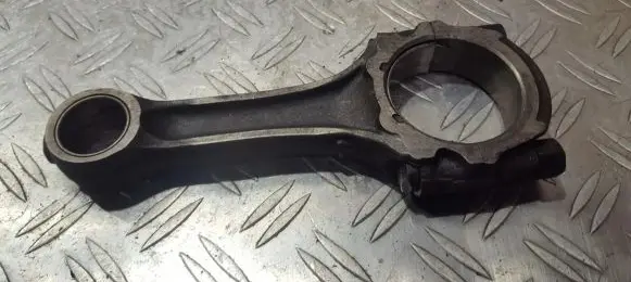 Nissan Primera Connecting rod/conrod 