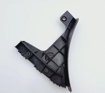 Audi A3 S3 8L Rear bumper mounting bracket 8L0807377F