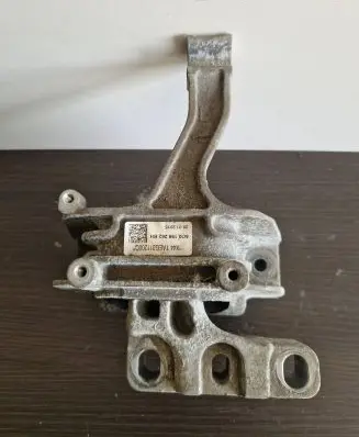 Skoda Octavia Mk3 (5E) Engine mount bracket 5Q0199262BH 20012015 X44TAEG311200Q