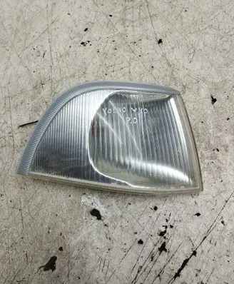 Volvo S40, V40 Front indicator light 30854654