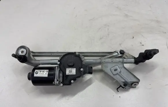 BMW 2 F46 Front wiper linkage and motor 7301043 172672050 0041