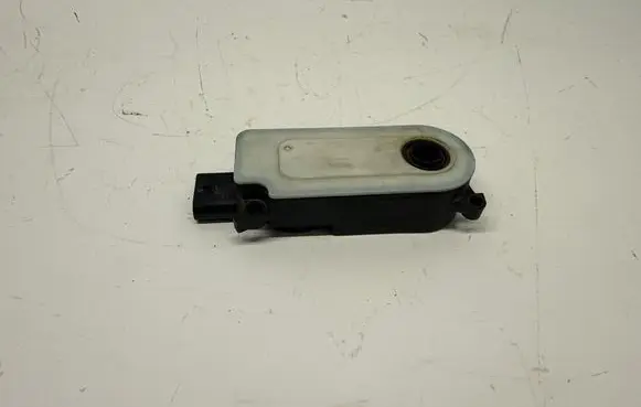 Volvo C40 Curtain motor 115985500