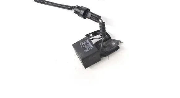 Audi A3 S3 8P Other devices 8293024010