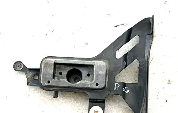 Porsche Cayenne (92A) Jacking socket point 7P58028192