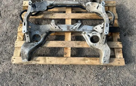 BMW 3 E90 E91 Front subframe 521432859