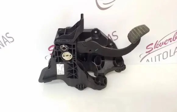 Renault Trafic III (X82) Brake pedal 465016415R 93459474 F0344552