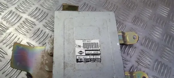 Nissan Almera Engine control unit/module 237102n305 mec-n207