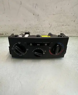 Peugeot 207 Climate control unit 69910004