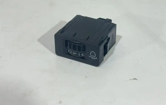 Peugeot Partner Headlight level height control switch