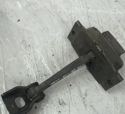 Mercedes-Benz A W168 Rear door check strap stopper A1687300116