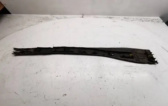 Volvo V70 Center/middle under tray cover 6G9N9s282DA