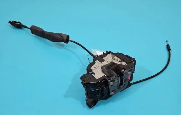 Renault Laguna III Front door lock 805000004R IMPRK1500699