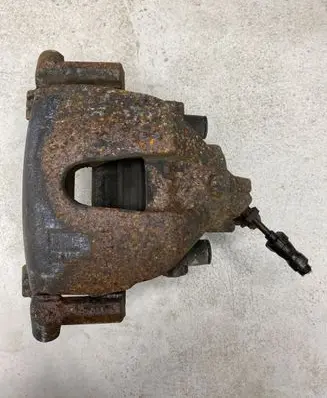 Ford C-MAX II Front brake caliper