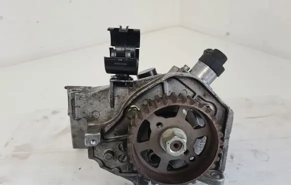 Peugeot 206 Fuel injection high pressure pump 0445010102 965600380