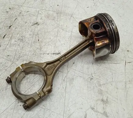 Honda Civic Piston with connecting rod RMX 082S 0752