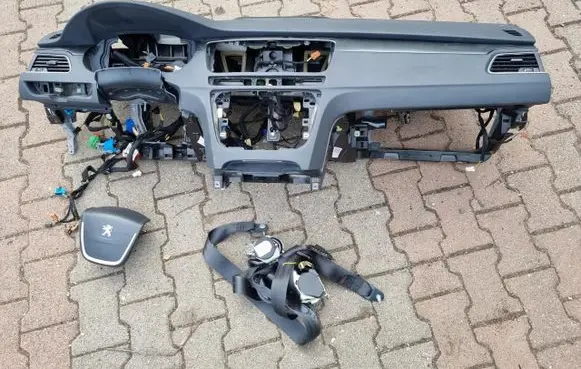 Peugeot 508 Dashboard 