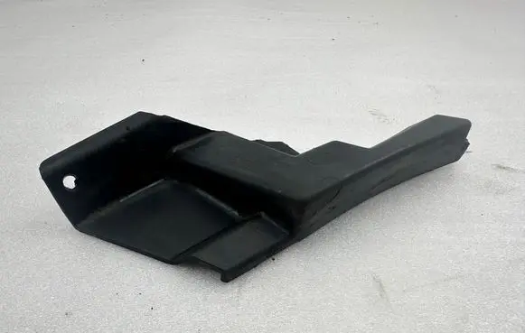Volkswagen Tiguan Front bumper mounting bracket 5NA807724A 5NA807724