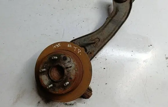 Hyundai ix35 Rear wheel hub spindle/knuckle 311811